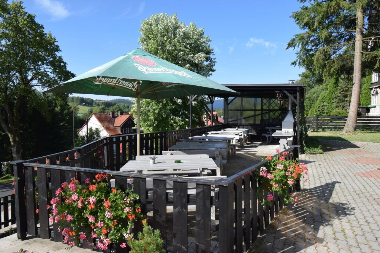 Pension St. Moritz Železná Ruda Esterno foto